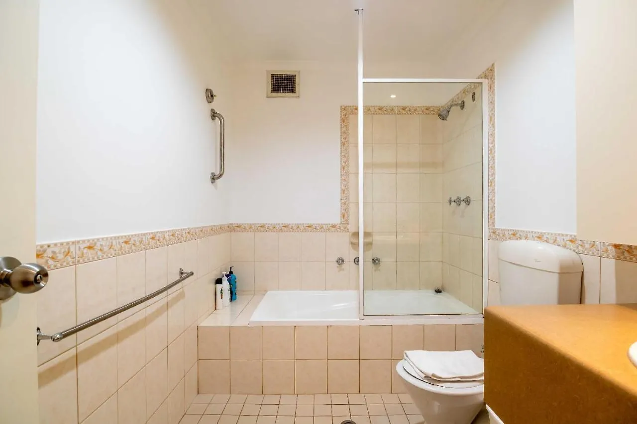 405 Charming Central Renovated Lift Sleep 4 Apartment Perth