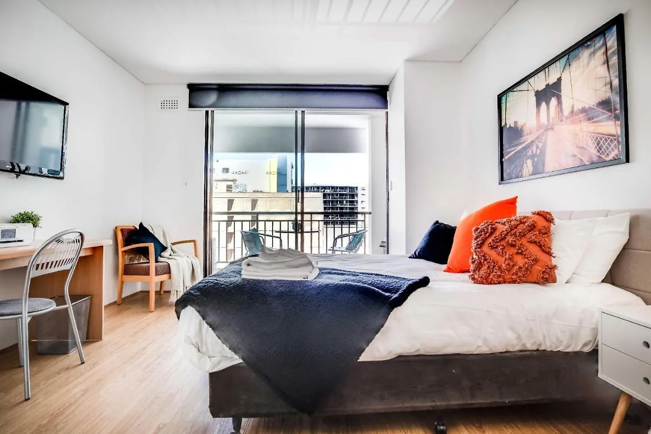 405 Charming Central Renovated Lift Sleep 4 Apartment Perth
